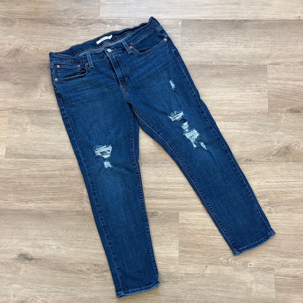 Levi's Women's Distressed Boyfriend Jeans